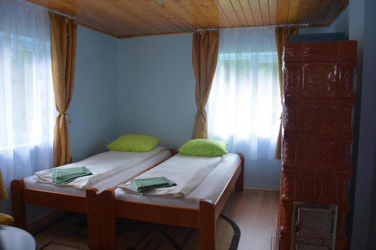 Hotel Casa Verde Rîu de Mori Esterno foto