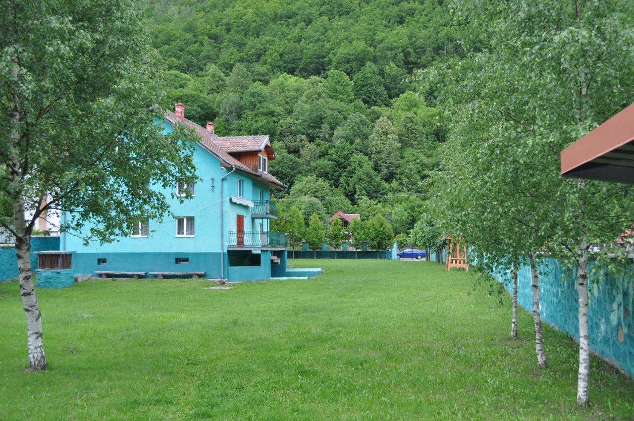 Hotel Casa Verde Rîu de Mori Esterno foto