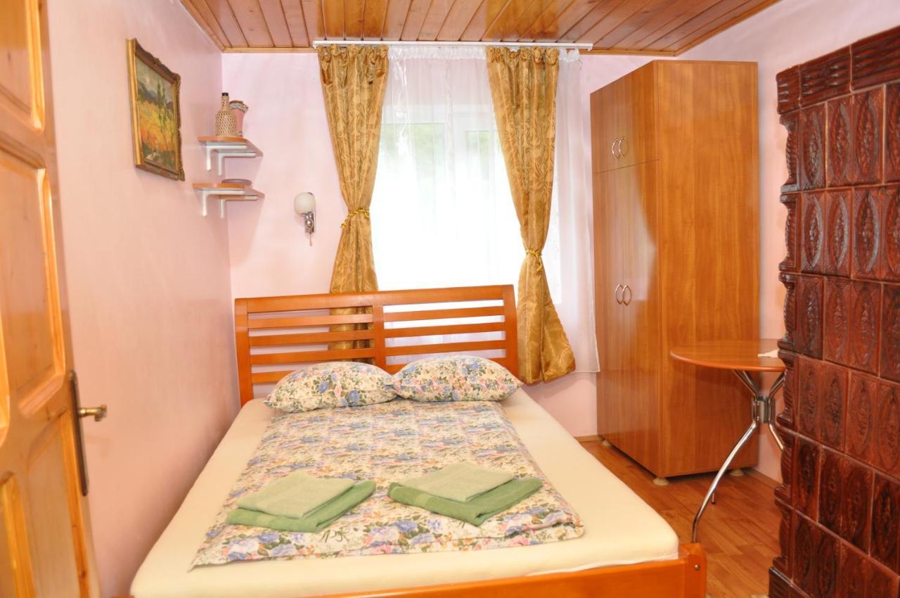 Hotel Casa Verde Rîu de Mori Esterno foto