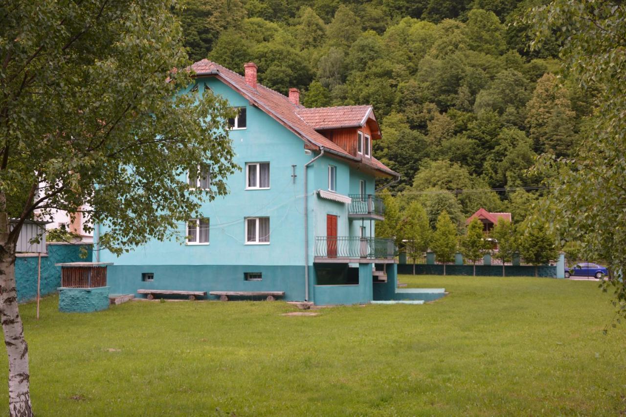 Hotel Casa Verde Rîu de Mori Esterno foto